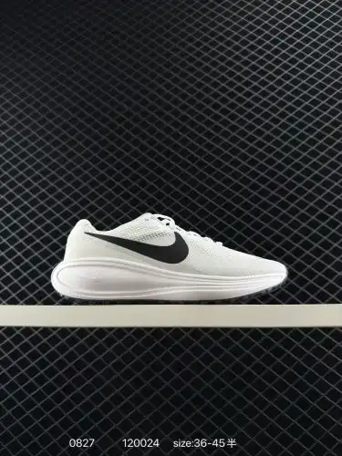 Nike REVOLUTION 8 Breathable Low-top Running Shoes combines fast appearance and stable foot feel wit