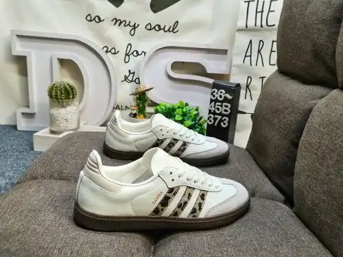 373DAdidas SAMBA OG JQ5874 The classic Originals original fur layer made in recent years, slender sh