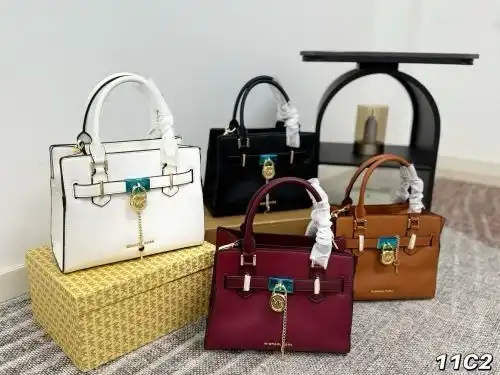 MK tote bag MK women's bag MK crossbody bag uses imported original cowhide high-end quality gift bag