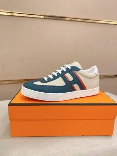 Hermes* Men's Code: 0628B40 Size: 38-44 (45 Custom made without return)