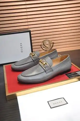 Guchi* Men's Code: 0724B90 Size: 38-44