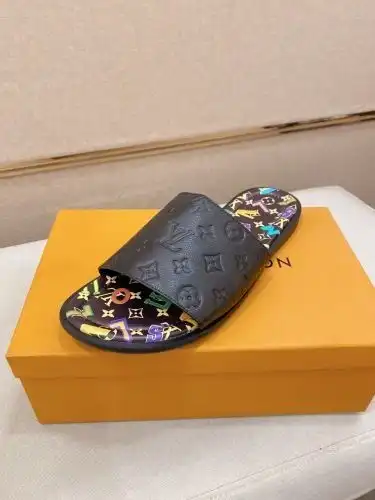 LV* Men's Model Code: 0718B00 Size: 38-44 (45 Custom made without return)