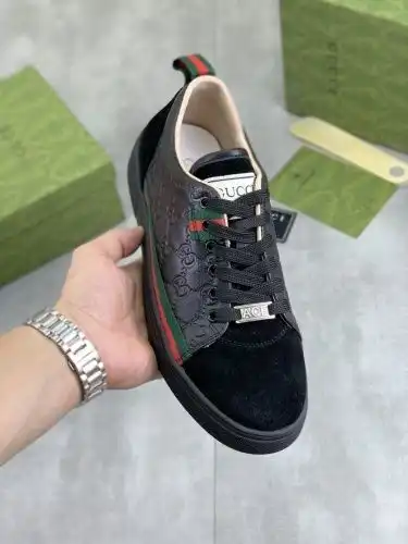 Guqi* Men's Code: 0916B30 Size: 38-44