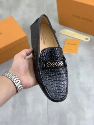 LV* Men's Model Code: 0830B30 Size: 38-44 (45 customized)