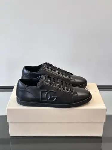 DG* Men's Code: 0714B40 Size: 38-44 (45 customized without return)