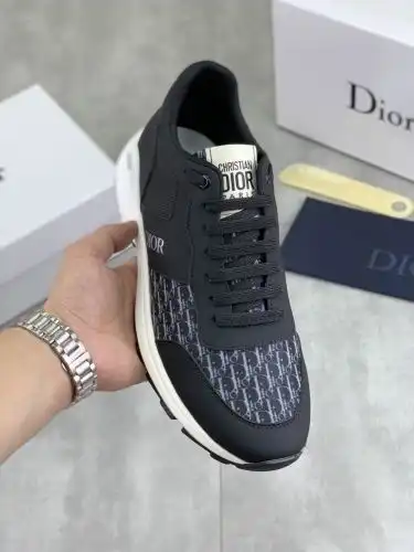 Dior* Men's Model Code: 0830B50 Size: 38-44 (45 customized)