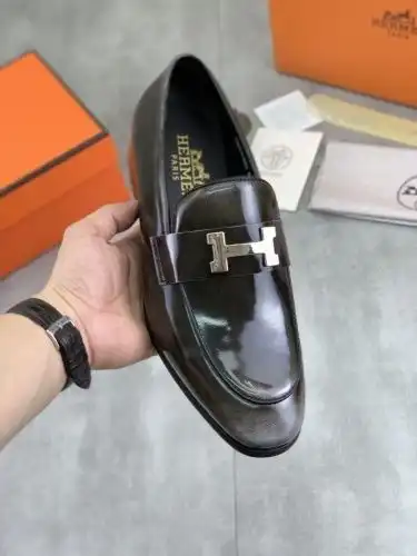 Hermes* Men's Model Code: 0727B Size: 39-44 (45 customized)