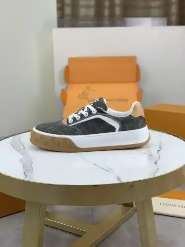 LV* Men's Model Code: 0816C30 Size: 38-44 (38 46 customized)