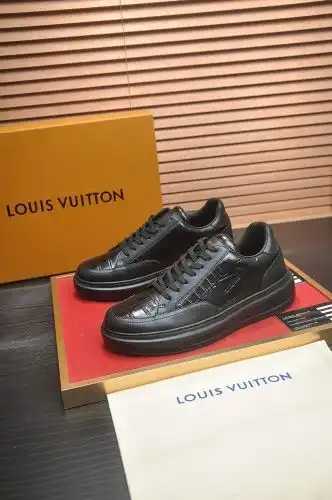 LV* Men's Model Code: 0825C60 Size: 38-44 (45 customized)