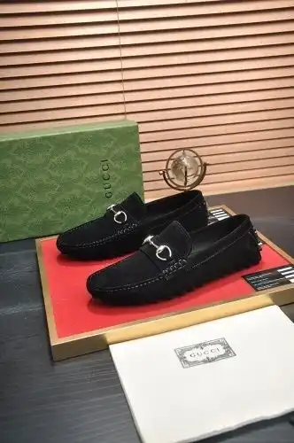 Guqi* Men's Code: 0825B40 Size: 38-44