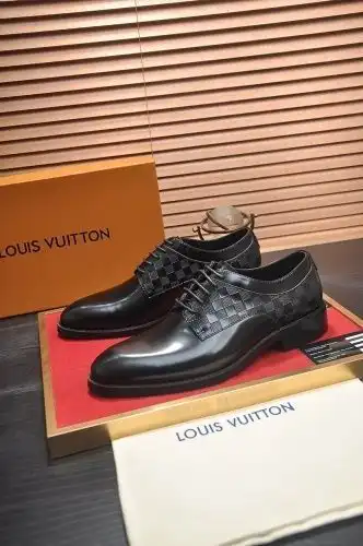 LV* Men's Code: 0903B90 Size: 38-44 (45 customized)