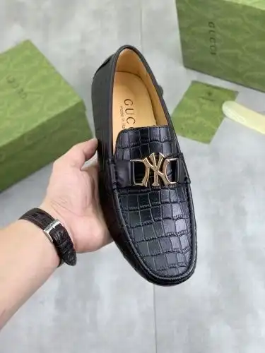 Guqi* Men's Model Code: 0727B20 Size: 38-44 (45 customized)