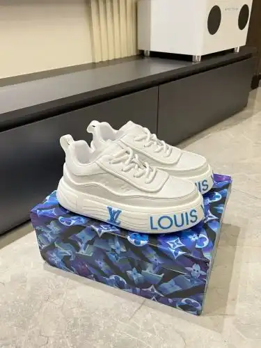 LV* Men's Model Code: 0902C10 Size: 39-44 (38 45 Customized)