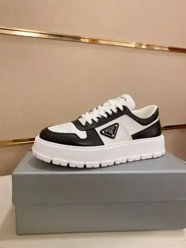 Prada* Men's Model Code: 0911C40 Size: 38-44