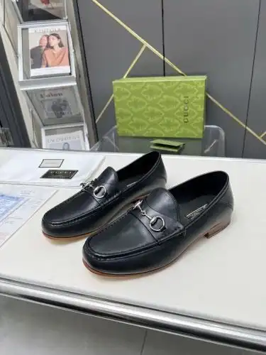 Guchi* Men's Code: 0819C30 Size: 39-45