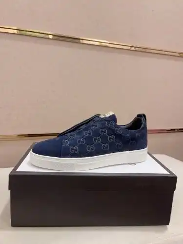 Guchi* Men's Code: 0911B60 Size: 38-44