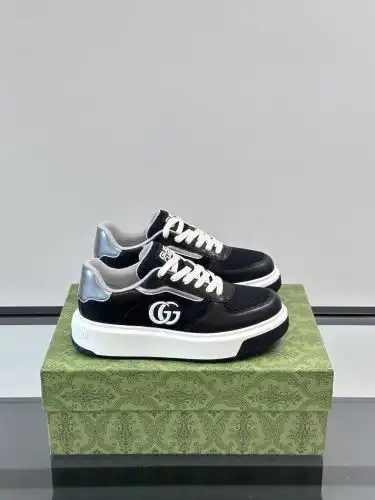 Guqi* Men's Code: 0712B Size: 38-44 (45 Custom made without return)