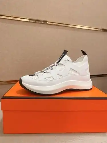 Hermes* Men's Code: 0718C60 Size: 38-44 (45 Custom made without return)