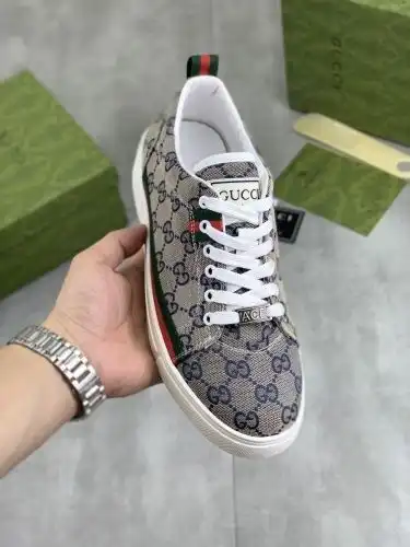 Guqi* Men's Code: 0916B30 Size: 38-44