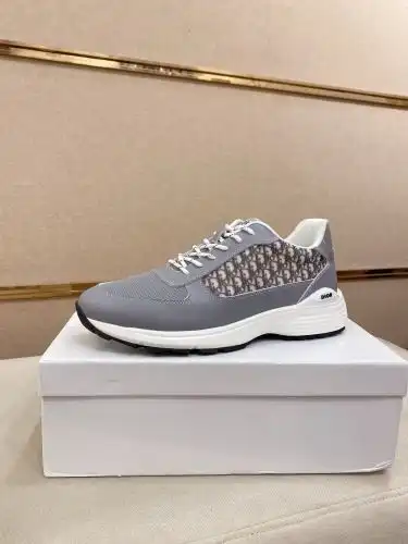Dior* Men's Code: 0718B50 Size: 38-44