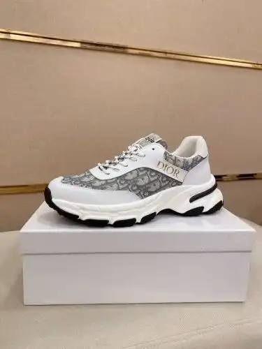 Dior* Men's Model Code: 0628B60 Size: 38-44 (45 Custom made without return)