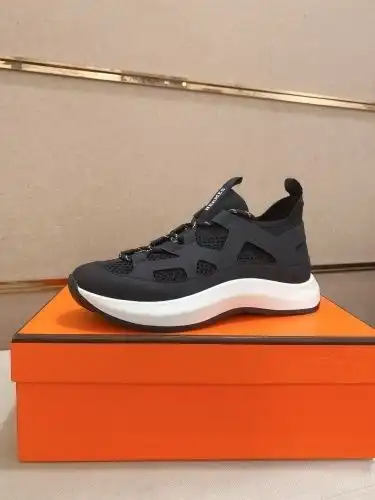 Hermes* Men's Code: 0718C60 Size: 38-44 (45 Custom made without return)