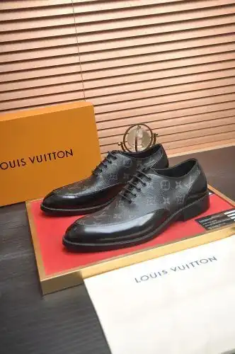 LV* Men's Model Code: 0812B90 Size: 38-44 (38 45 customized)