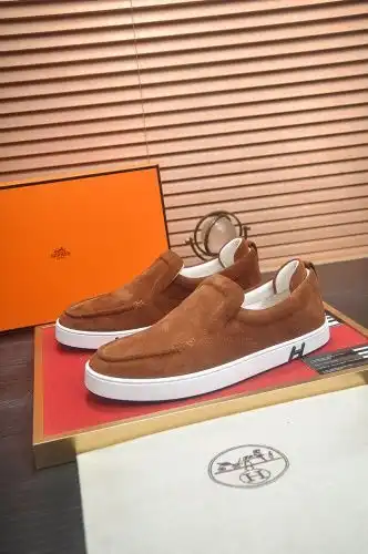 Hermes* Men's Code: 0825C40 Size: 38-44 (38 45 customized)