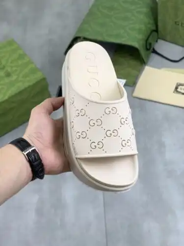 Guqi* Couple model Code: 0716A90 Size: 35-44 (45 46 Custom made without return)