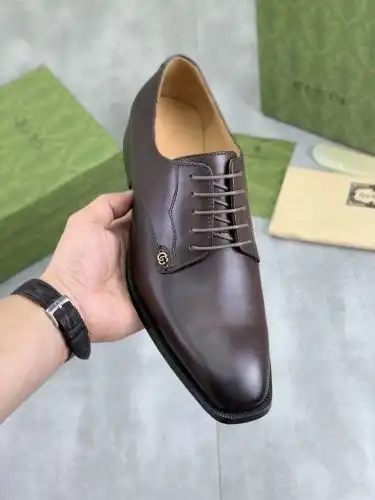 Guqi* Men's Code: 0816C20 Size: 39-44 (45 customized)