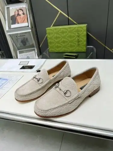 Guchi* Men's Code: 0819C30 Size: 39-45