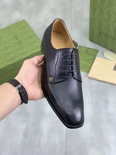 Guqi* Men's Code: 0816C20 Size: 39-44 (45 customized)