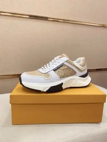LV* Men's Model Code: 0718B60 Size: 38-44 (45 46 Custom made without return)
