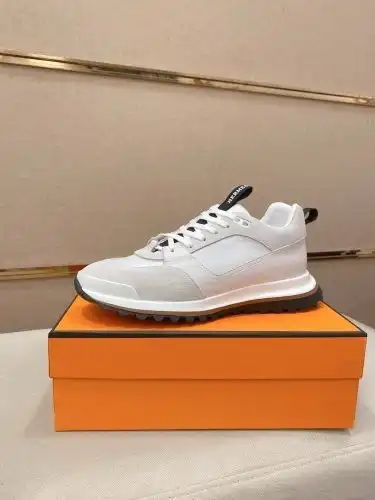 Hermes* Men's Model Code: 0730B90 Size: 38-44 (45 customized)