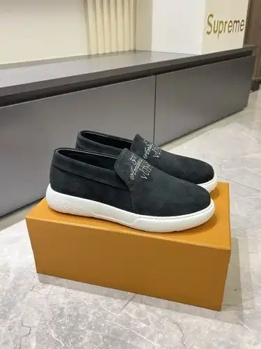 LV* Men's Model Code: 0815B90 Size: 38-44 (45 customized)