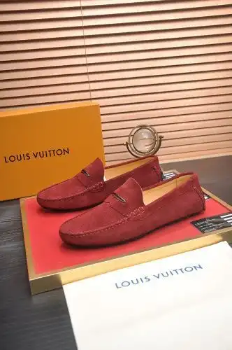 LV* Men's Model Code: 0812B40 Size: 38-44