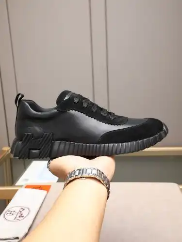 Hermes* Men's Code: 09B50 Size: 38-44 (45 customized products without return)