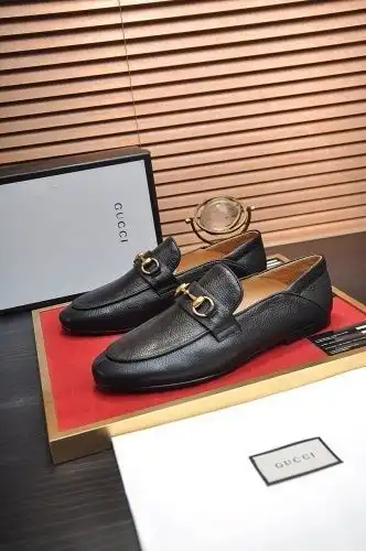 Guchi* Men's Code: 0724B90 Size: 38-44