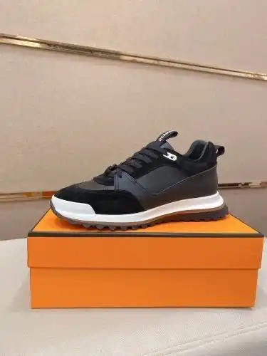 Hermes* Men's Model Code: 0730B90 Size: 38-44 (45 customized)
