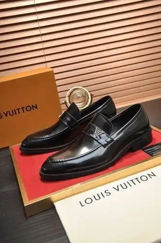 LV* Men's Model Code: 0903B60 Size: 38-44 (45 customized)