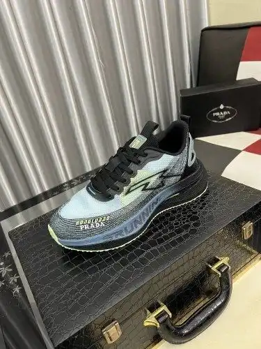 Prada* Men's Code: 0724B60 Size: 38-44