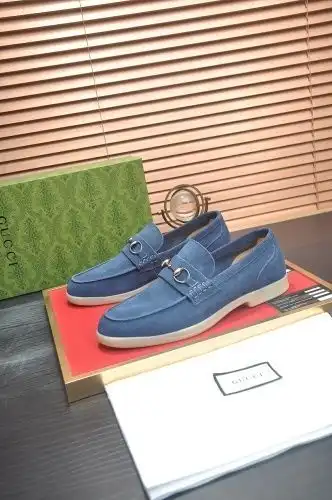 Guchi* Men's Code: 0812B50 Size: 38-44