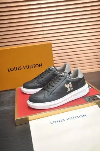 LV* Men's Model Code: 0825C60 Size: 38-44 (45 customized)