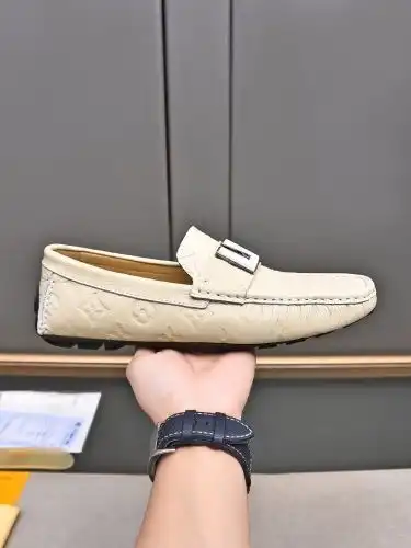 LV* Men's Code: 04B30 Size: 38-44 (45 customized without return)