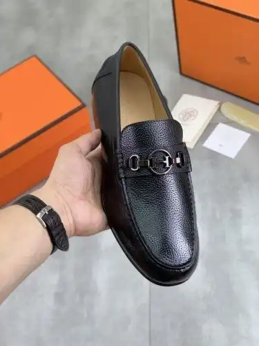 Hermes* Men's Code: 0830B60 Size: 39-44 (38 45 Customized)