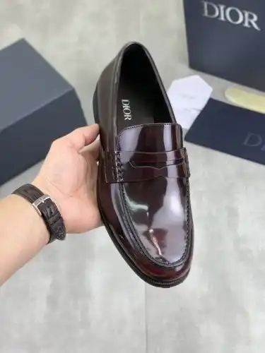 Dior* Men's Model Code: 0816C20 Size: 39-44 (45 customized)