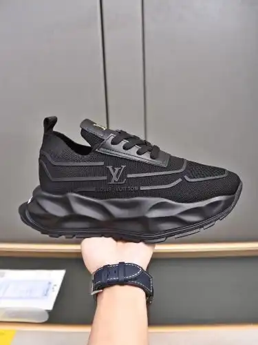 LV* Men's Coding: 0912B Size: 38-44 (45 46 customized)