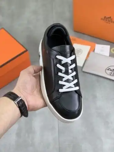 Hermes* Couple model Code: 0822C60 Size: 35-44 (45 customized)