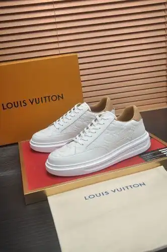 LV* Men's Model Code: 0825C60 Size: 38-44 (45 customized)