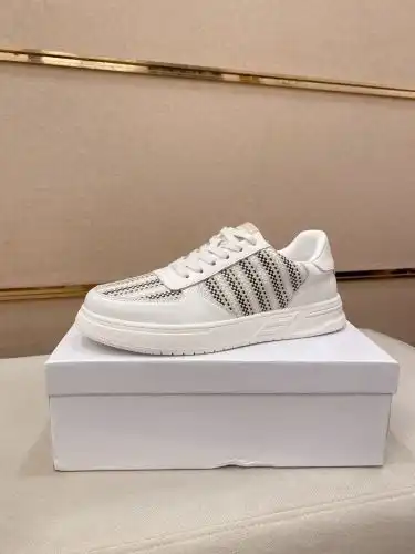 Dior* Men's Code: 0718B40 Size: 38-44